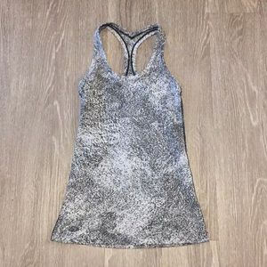 Lululemon cool racer back size 4. Lightly worn